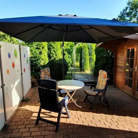 דירה Akazie Mit Terrasse לונה