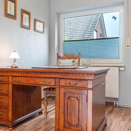 Akazie Mit Terrasse Daire