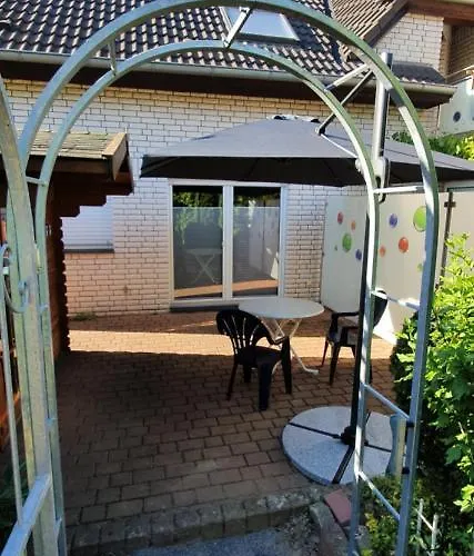 Appartamento Akazie Mit Terrasse